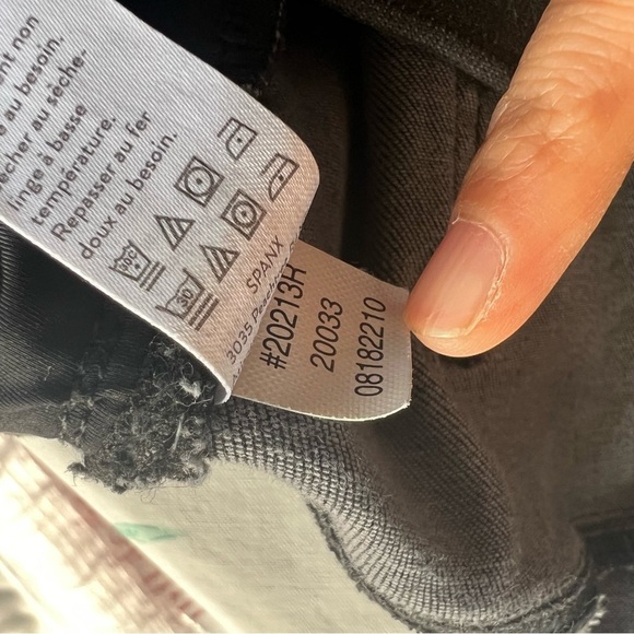 Perfect $128 SPANX ANKLE SKINNY Distressed BLACK pull-on Jeans Jeggings-Sz XL - Picture 11 of 11